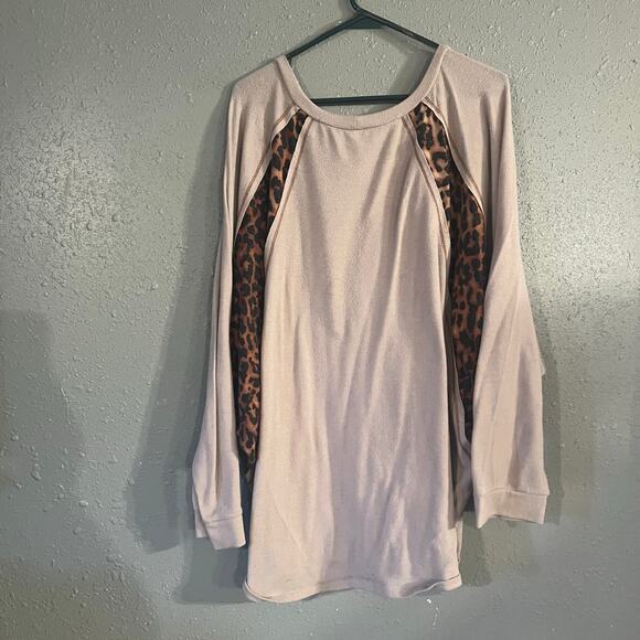 Now & Forever Womens 3X beige & Cheetah Oversized Sweater Shirt Blouse soft warm - Picture 8 of 13